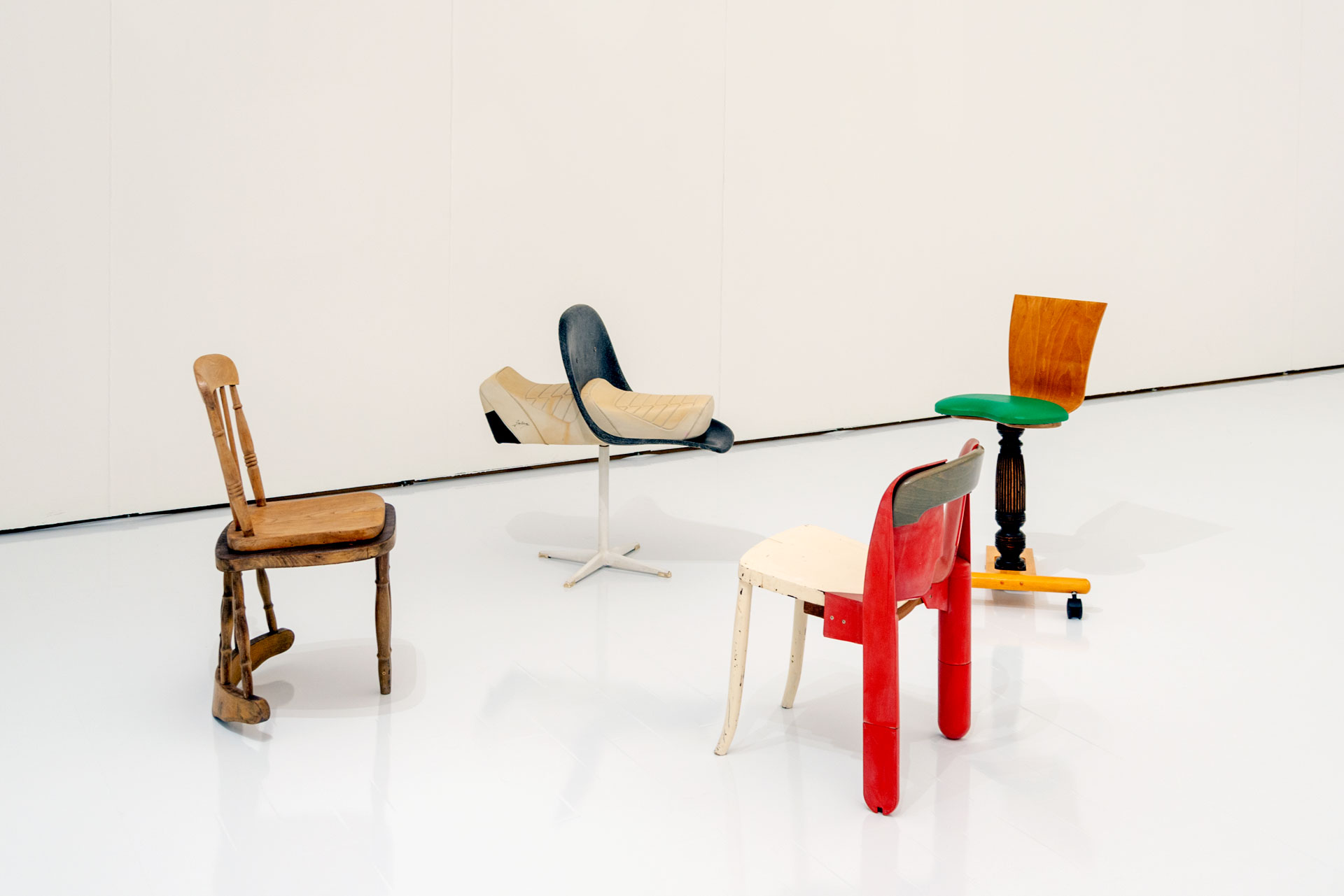 chairs-martino-gamper-artflyer